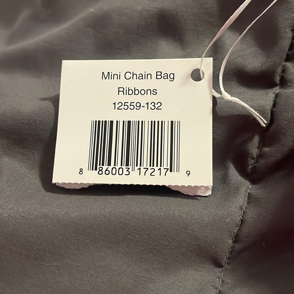 Vera Bradley Mini Chain Bag Pattern-Ribbons NWT - Picture 2 of 6